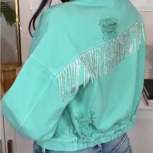 🔥💚VERVET CROPPED DENIM JACKET💚🔥 - Picture 4 of 5